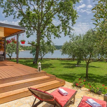Beach House Ive With Jacuzzi, Pool, Playground And Bbq In An Olive Grove With A Beach, Pomer - Istria Екстер'єр фото