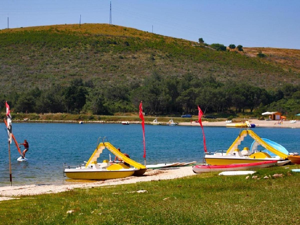 Beach House Ive With Jacuzzi, Pool, Playground And Bbq In An Olive Grove With A Beach, Pomer - Istria Екстер'єр фото