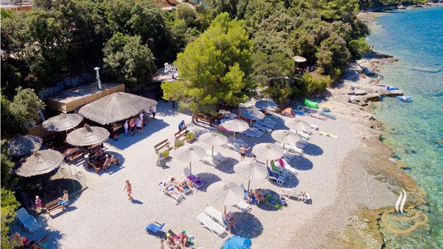 Beach House Ive With Jacuzzi, Pool, Playground And Bbq In An Olive Grove With A Beach, Pomer - Istria Екстер'єр фото