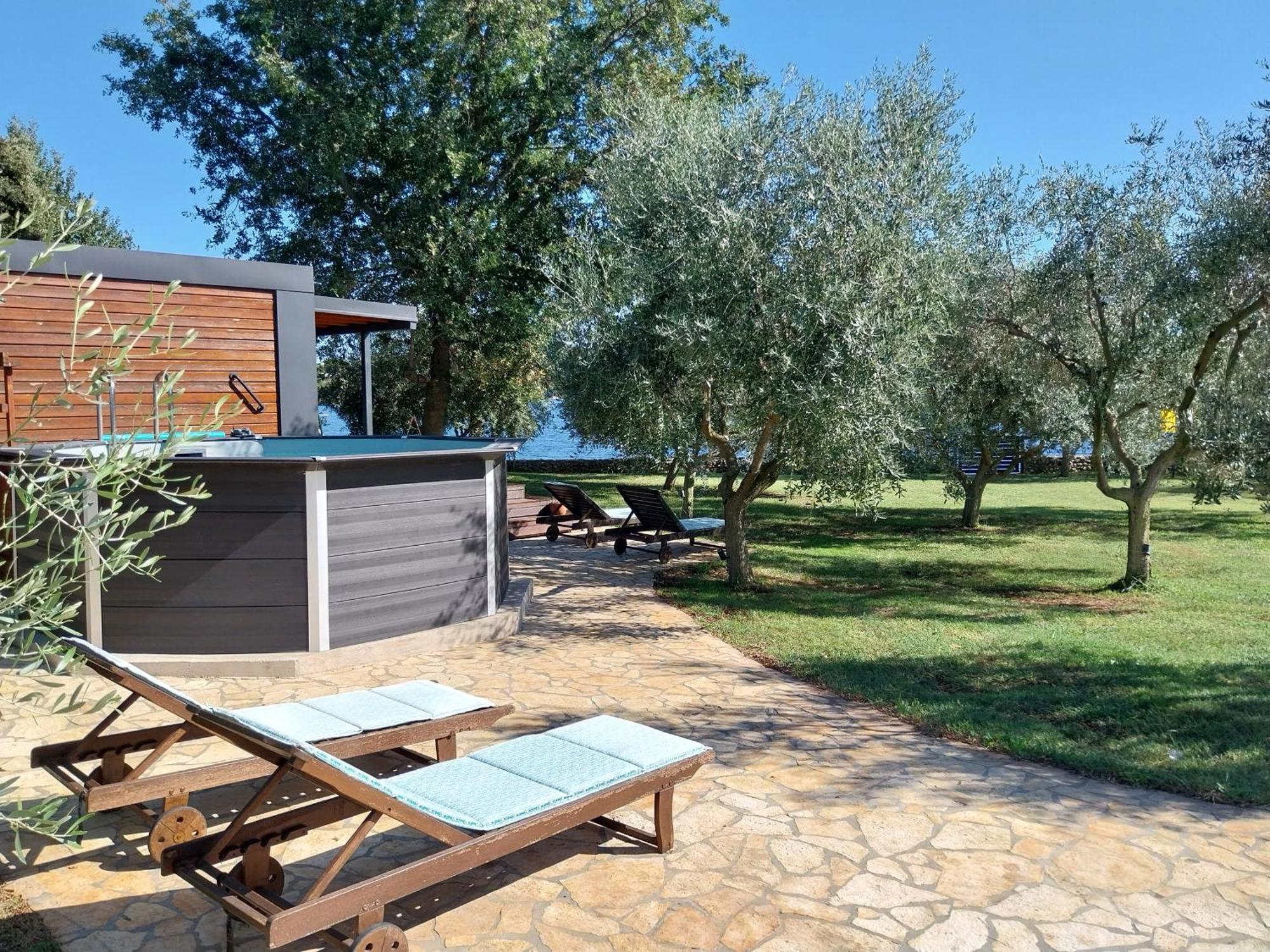 Beach House Ive With Jacuzzi, Pool, Playground And Bbq In An Olive Grove With A Beach, Pomer - Istria Екстер'єр фото